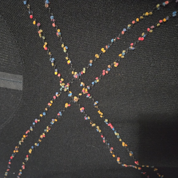 Top - Picture 3 of 3